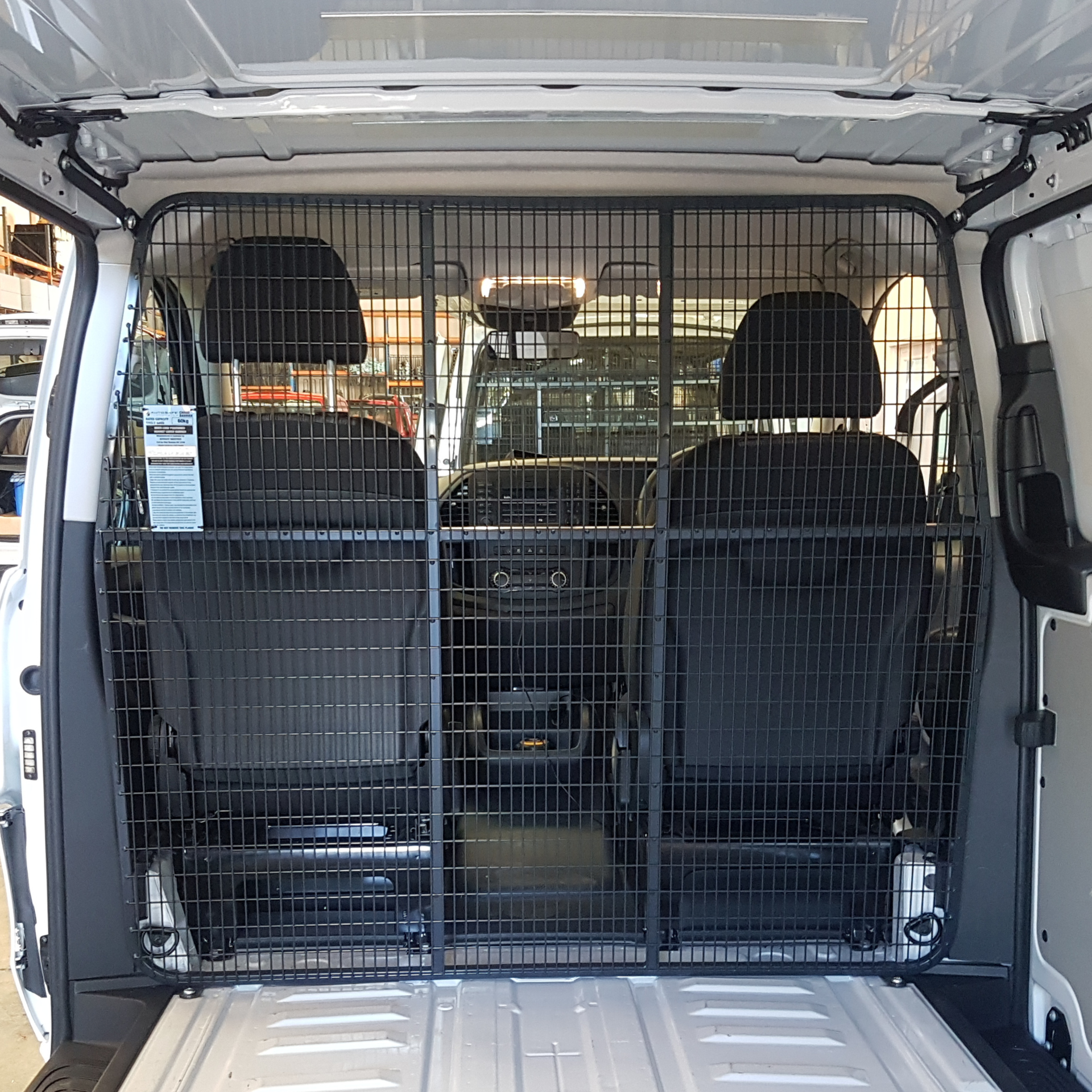 Mercedes Vito Cargo Barrier