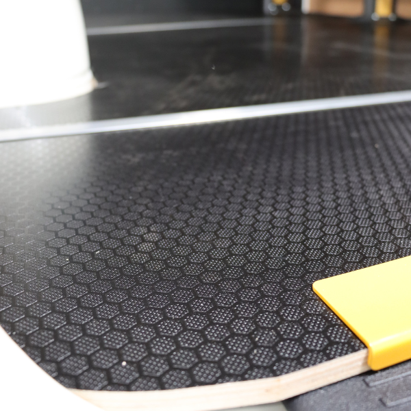 Ford Transit Custom SWB Floor 2024 - current