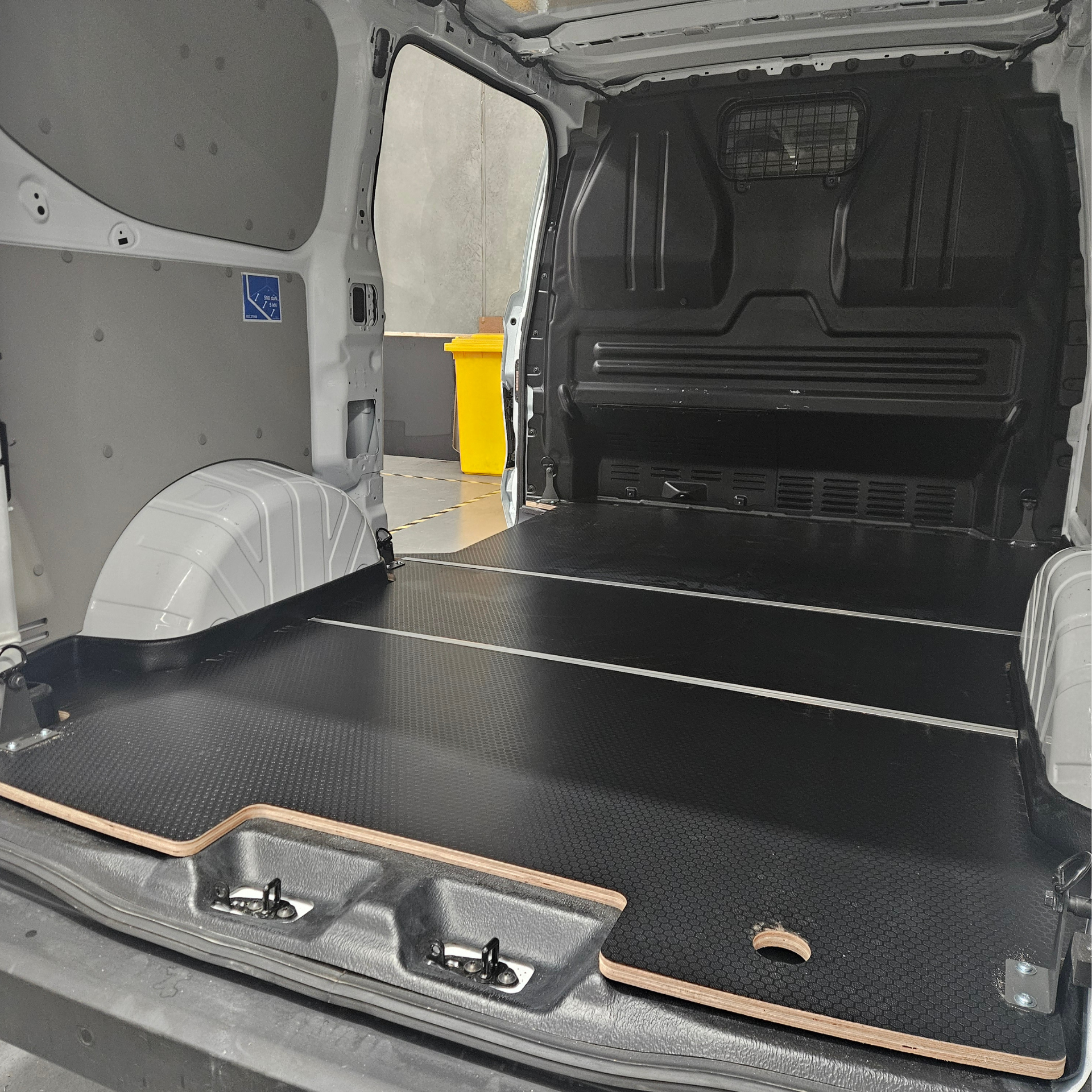 Ford Transit Custom SWB Floor 2024 - current