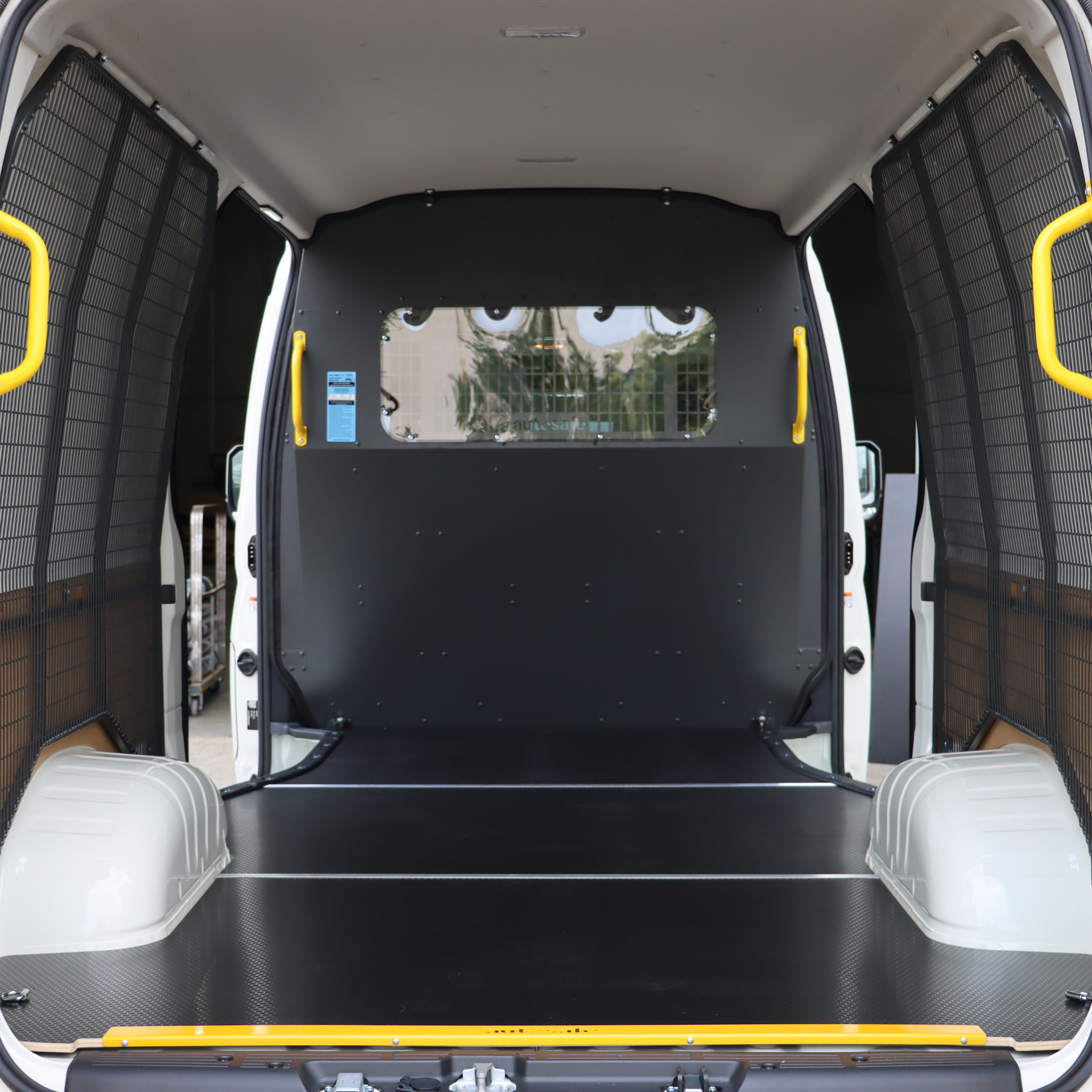 Toyota Hiace SLWB Floor