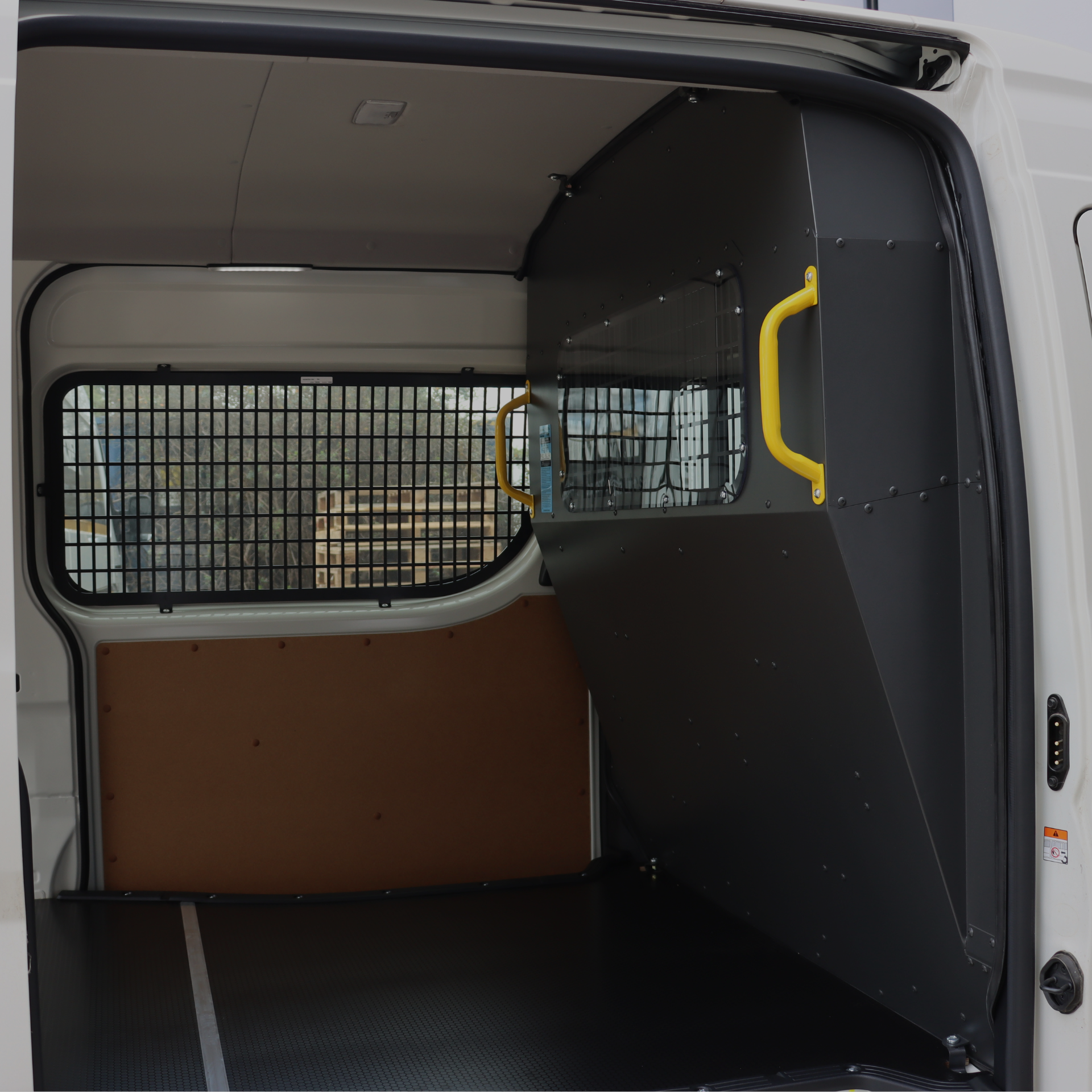 Toyota Hiace SLWB Anti Vapour Partiton