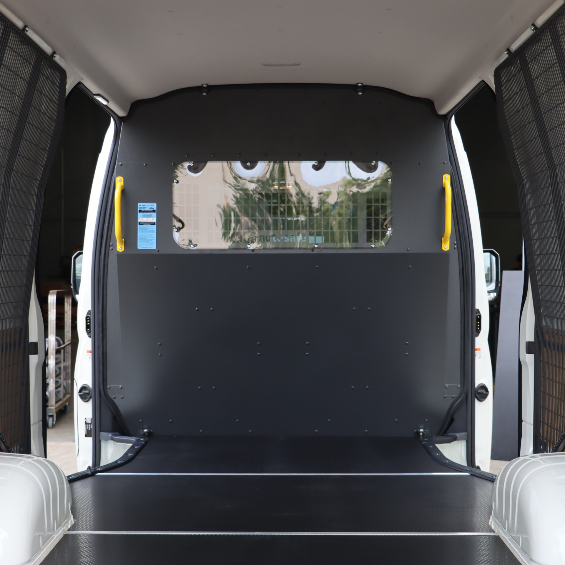 Toyota Hiace SLWB Anti Vapour Partiton